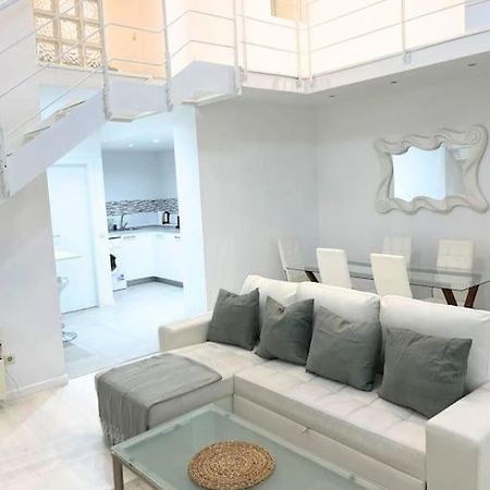 Apartmán Loft En Retiro Madrid Exteriér fotografie